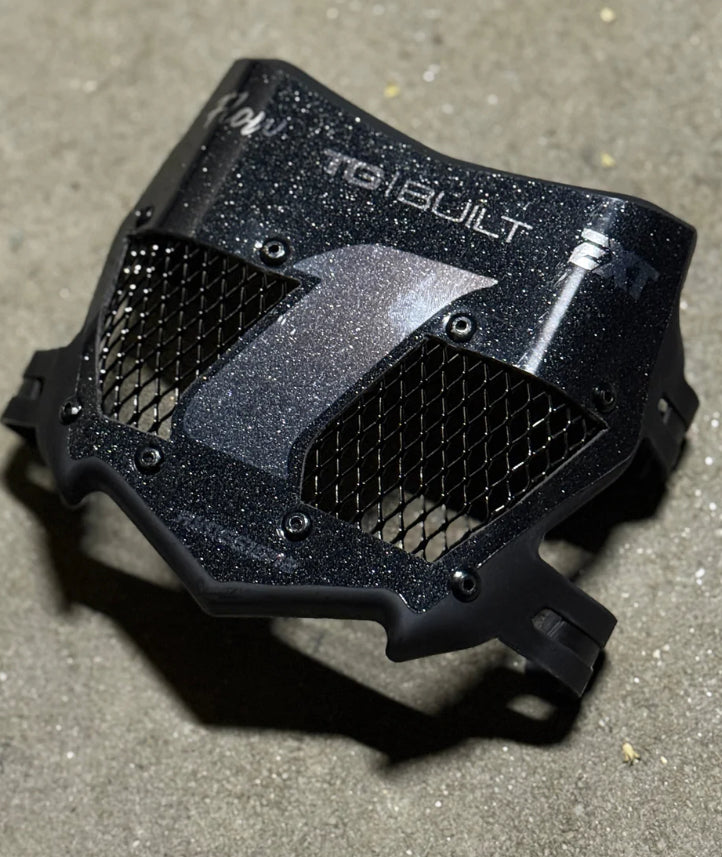 Vented plate with decal